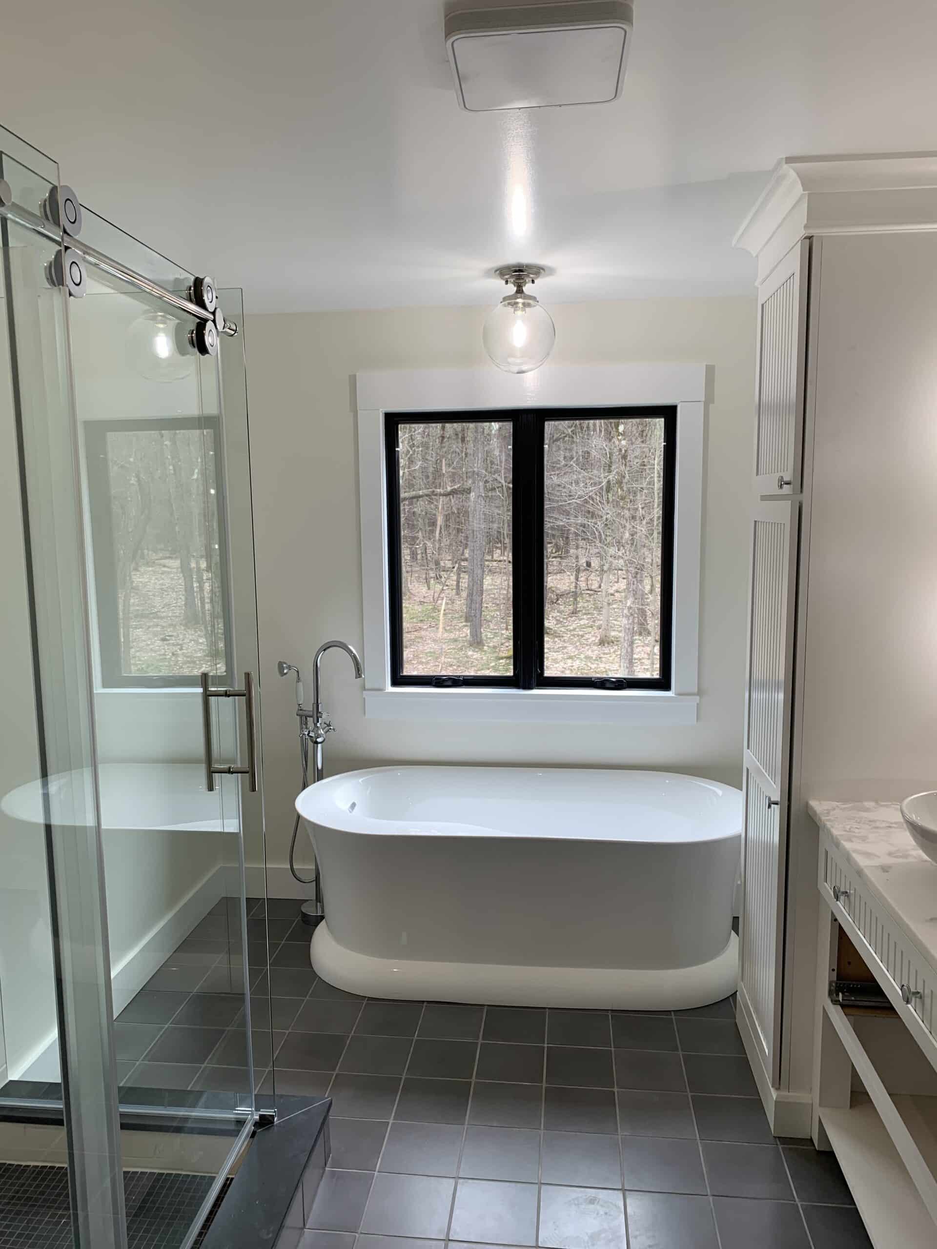 37MasterBath2